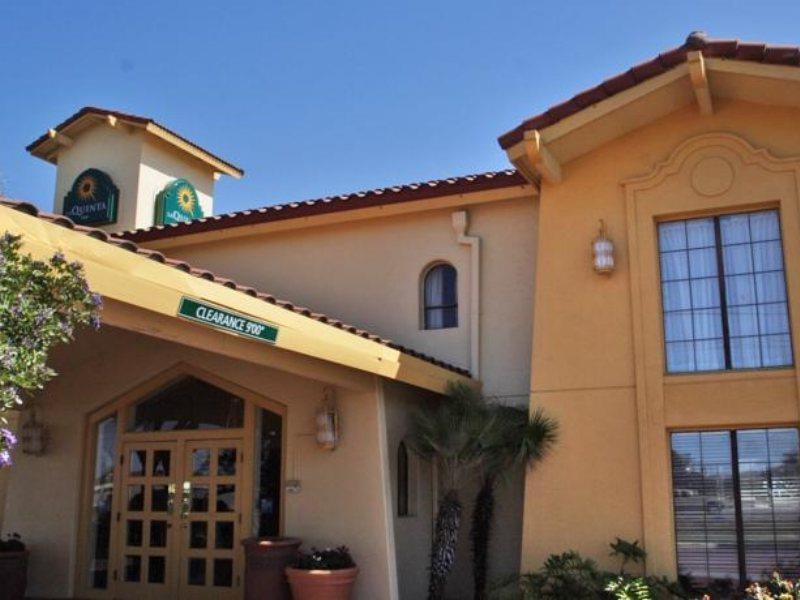 La Quinta Inn By Wyndham San Antonio I-35 N At Rittiman Rd Екстериор снимка